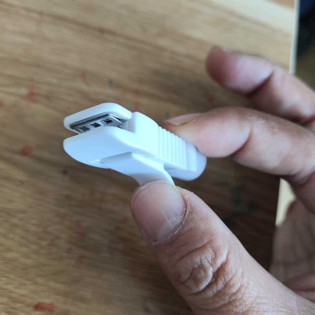 Convertisseur ECG pour électro - Banana Plug avis et prix
